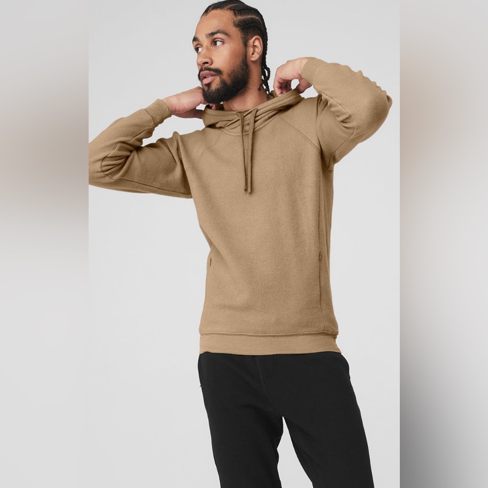 SUPER RARE!🦄 NWT ALO Yoga Triumph Hoodie L Gravel